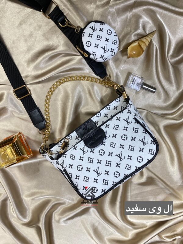 دوشی سه کیف مارک