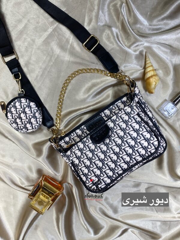 دوشی سه کیف مارک