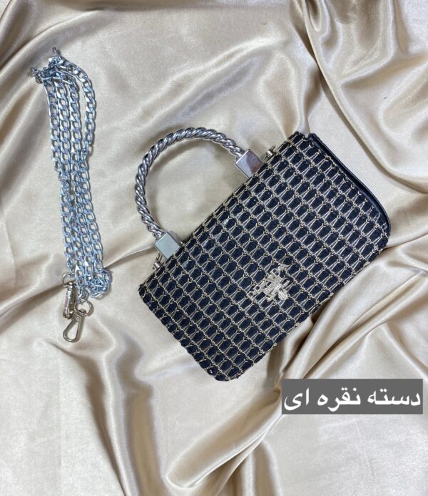 photo-output_0 دوشی و دستی گلد پرادا